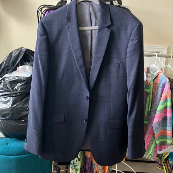 Perry Ellis Other - Perry ELLIS portfolio slim fit navy patterned blazer, 42R